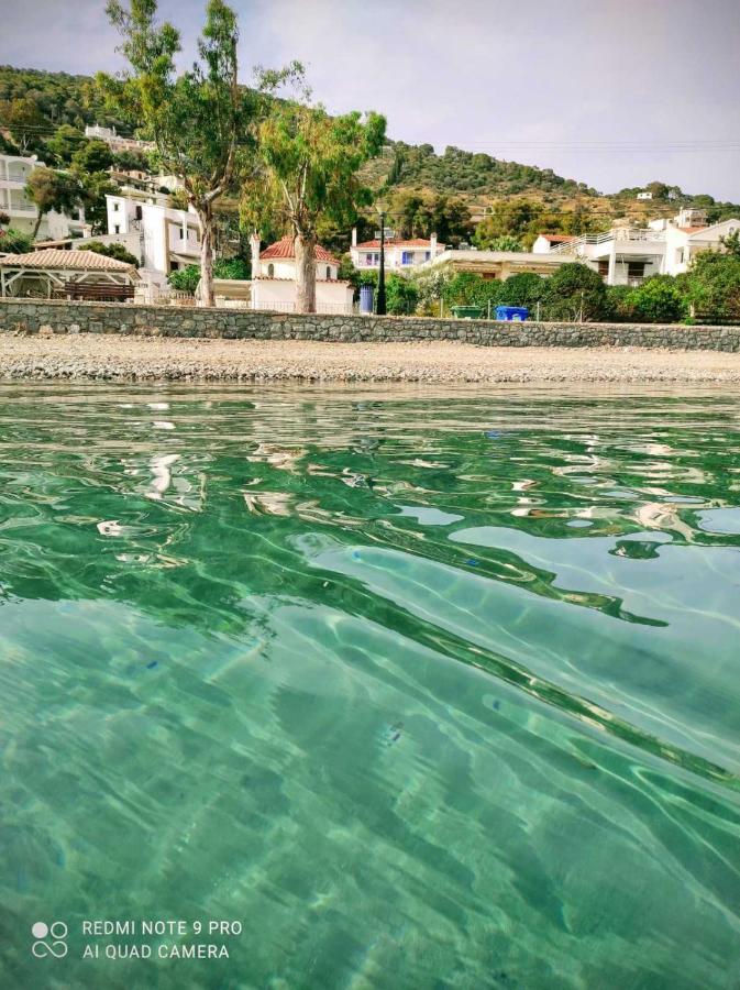 Вилла Rigos House At Askeli Beach, Poros Island Порос Экстерьер фото
