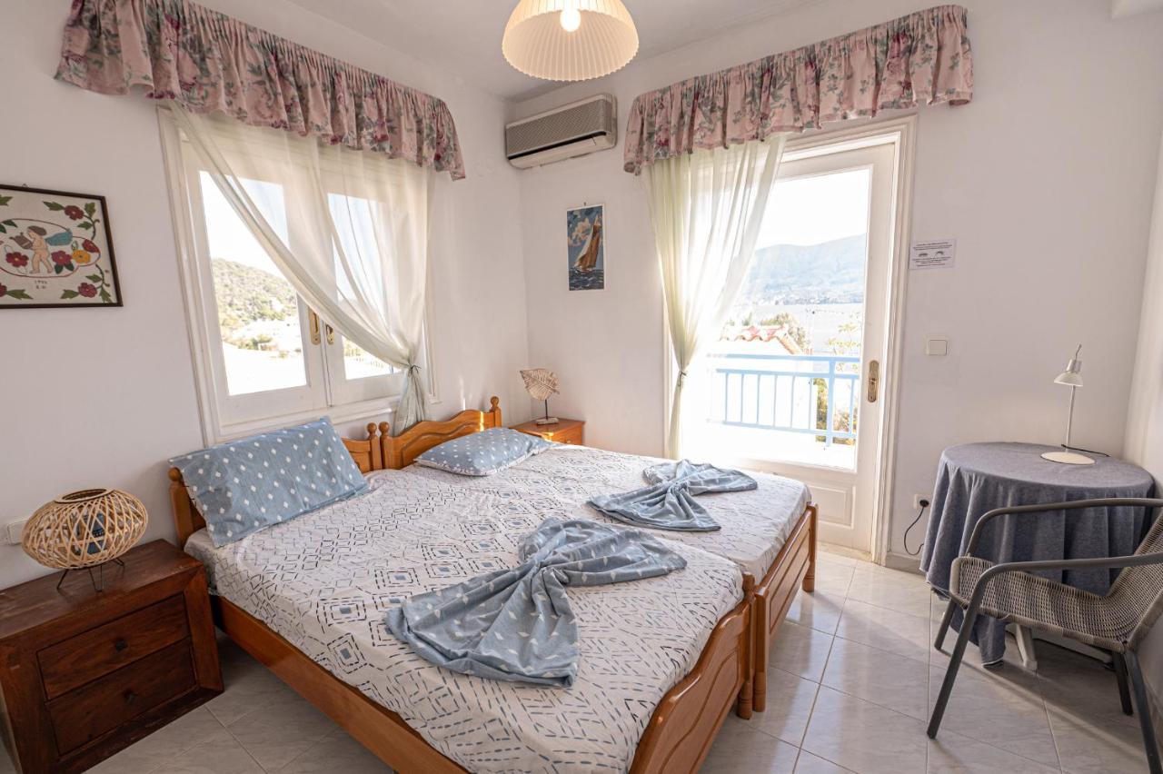 Вилла Rigos House At Askeli Beach, Poros Island Порос Экстерьер фото